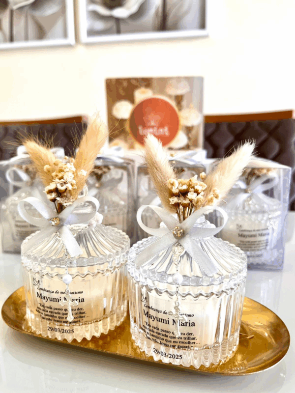 Lembracinha bomboniere com vela aromática Batizado e Terço - Image 5